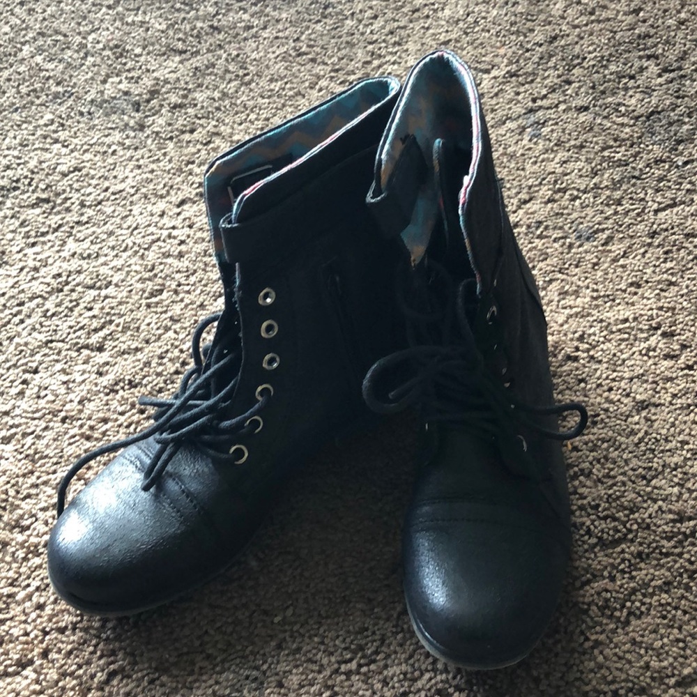 Madden girl combat boots